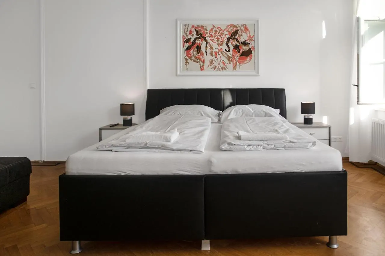 Superb 7Br Shared Apartment- Near Hauptbahnhof Wien