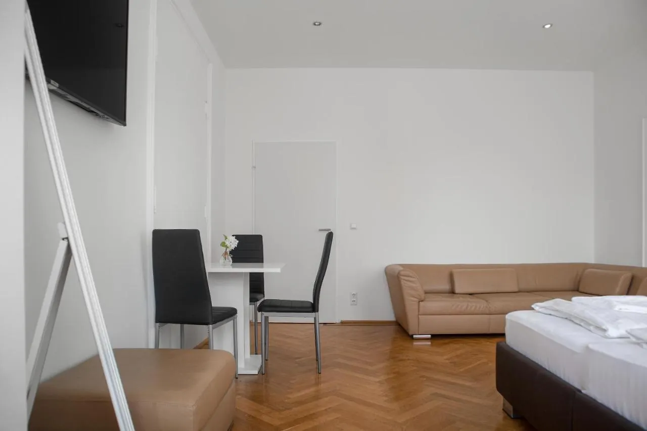 Superb 7Br Shared Apartment- Near Hauptbahnhof Wien