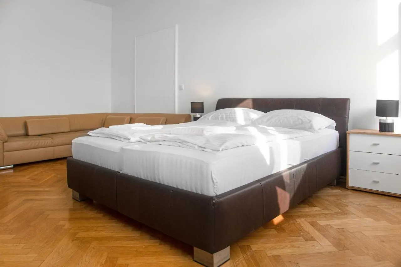 Superb 7Br Shared Apartment- Near Hauptbahnhof Wien